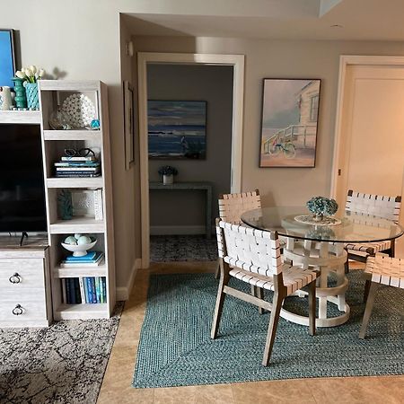 Oceanfront Palm Beach Resort & Spa Singer Island Riviera Beach Rum bild